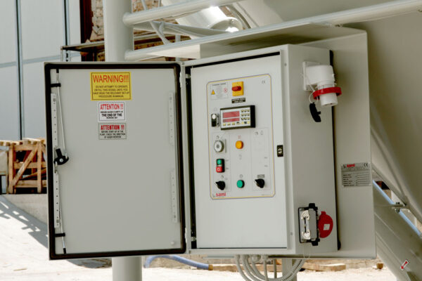 Bag-breaker silo for emptying bags and big bags