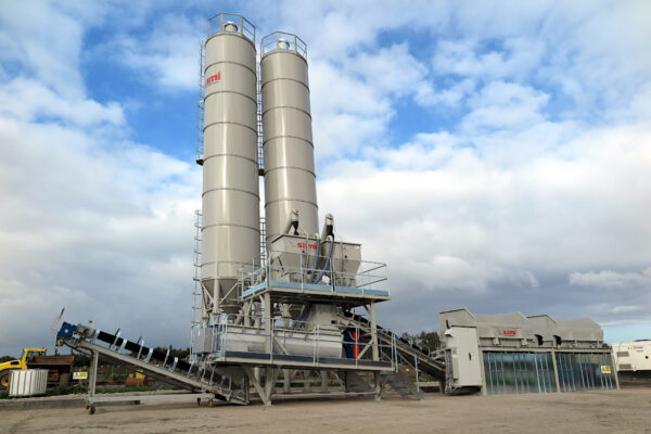 Centrale de traitement sols et boues ECOMIX