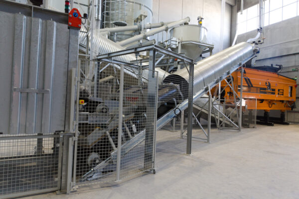 Centrale de traitement sols et boues ECOMIX