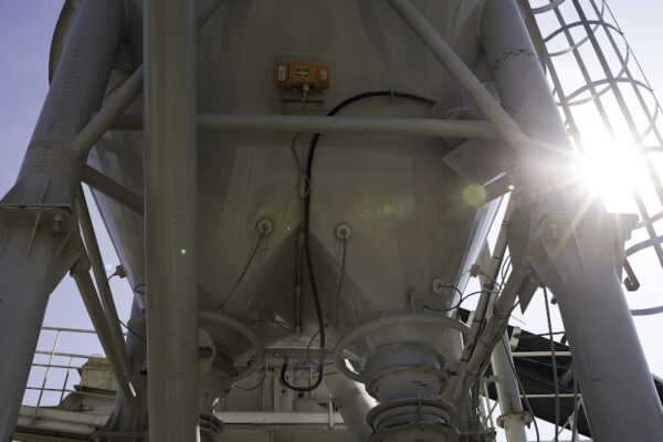 Silo vertical monolithique