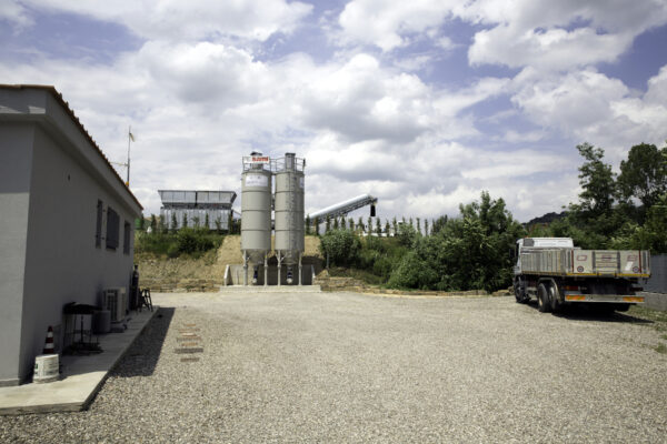 Silo vertical monolithique