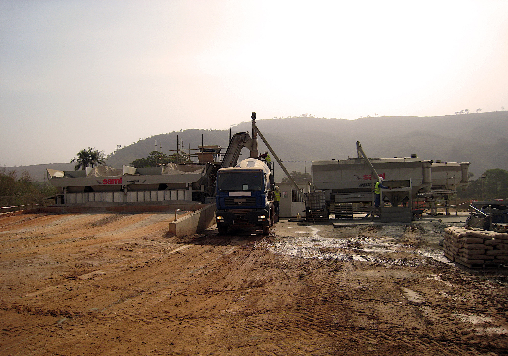 Sistemi per lo svuotamento di sacchi e big bags