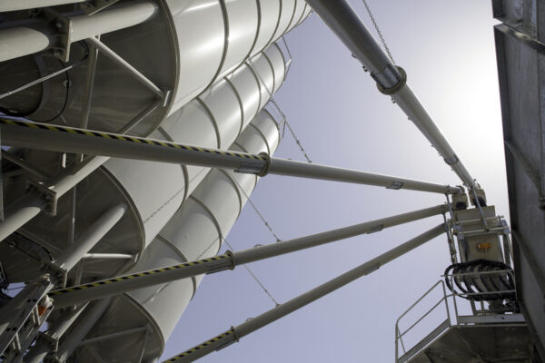 Silos verticaux monolithiques