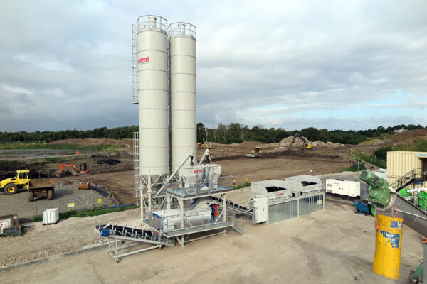 Soil and sludge treatment plant ECOMIX