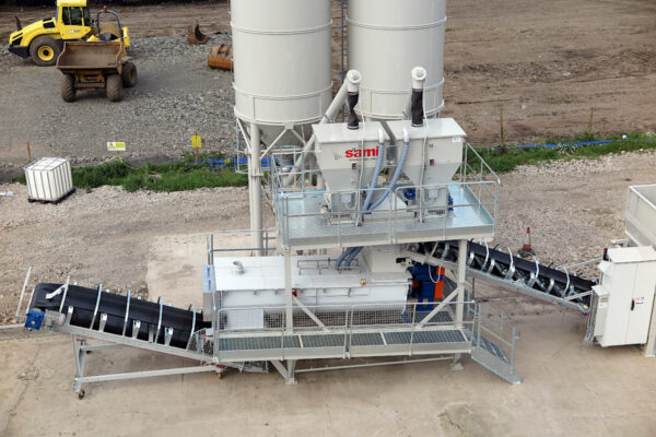 Soil and sludge treatment plant ECOMIX