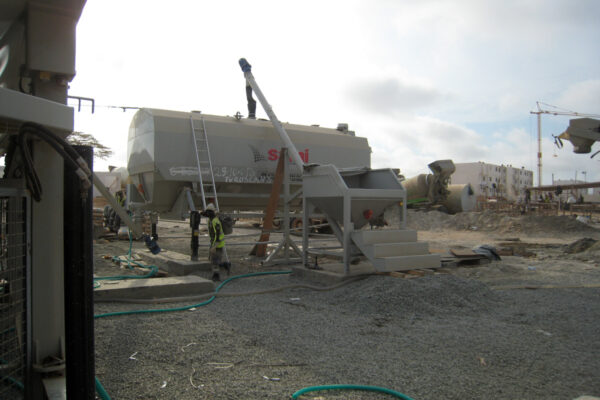 Trémies brise-sac pour vider les sacs et les big bags